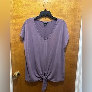 Torrid purple vneck tie bottom short sleeve tee size 0 women’s blouse purple
